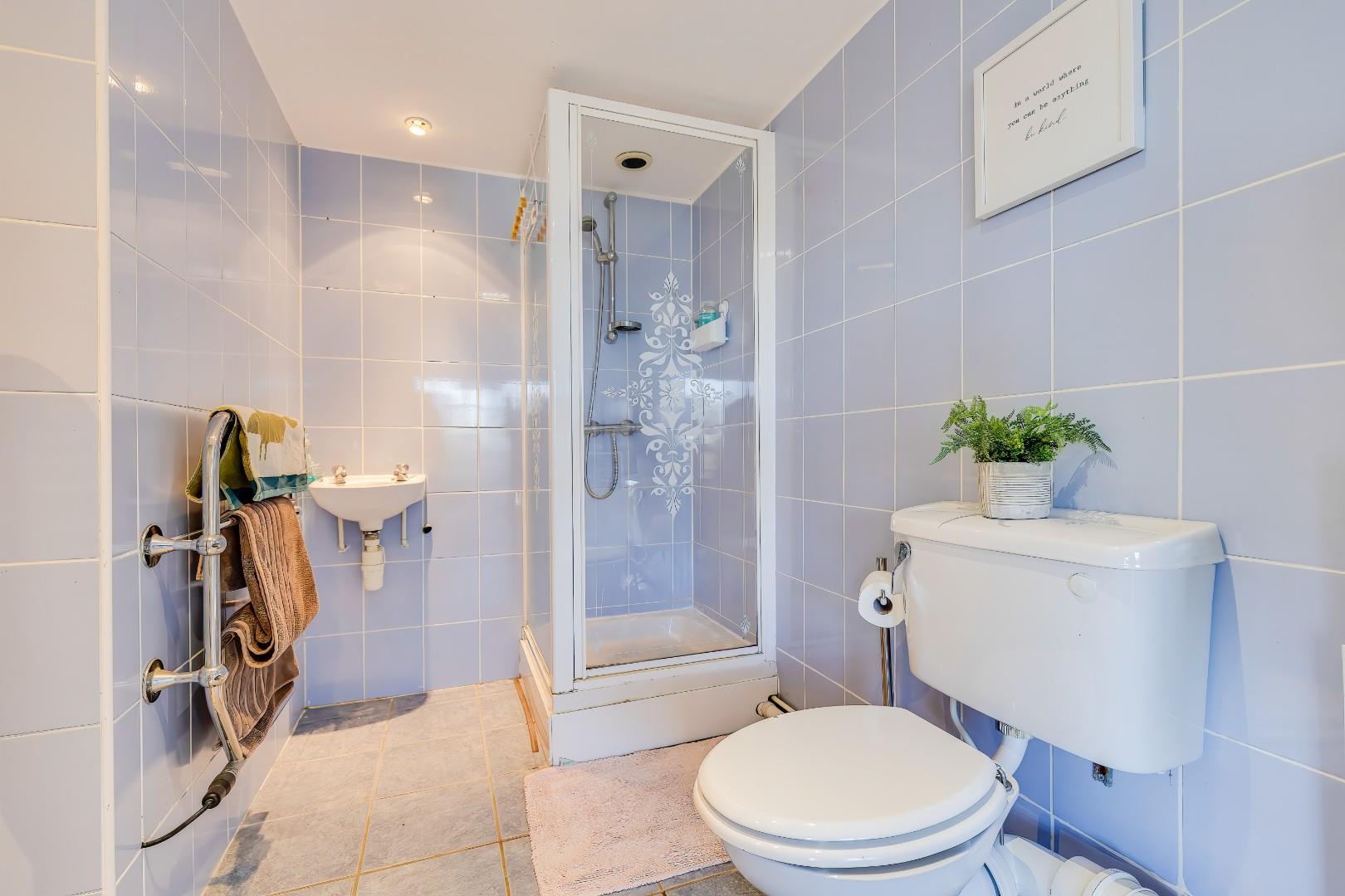 4 Bowmans Way, Cowbridge, Vale of Glamorgan, CF71 7AW